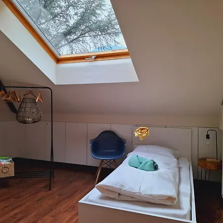 Lejlighed Mansarde Zeder In Privatvilla Im Zentrum Merans *
