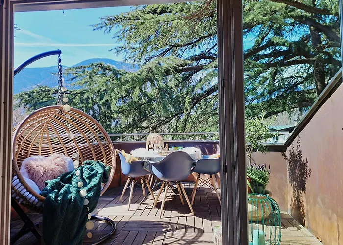 Mansarde Zeder In Privatvilla Im Zentrum Merans *