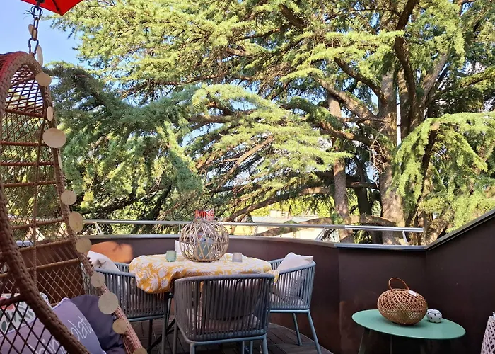 Mansarde Zeder In Privatvilla Im Zentrum Merans *